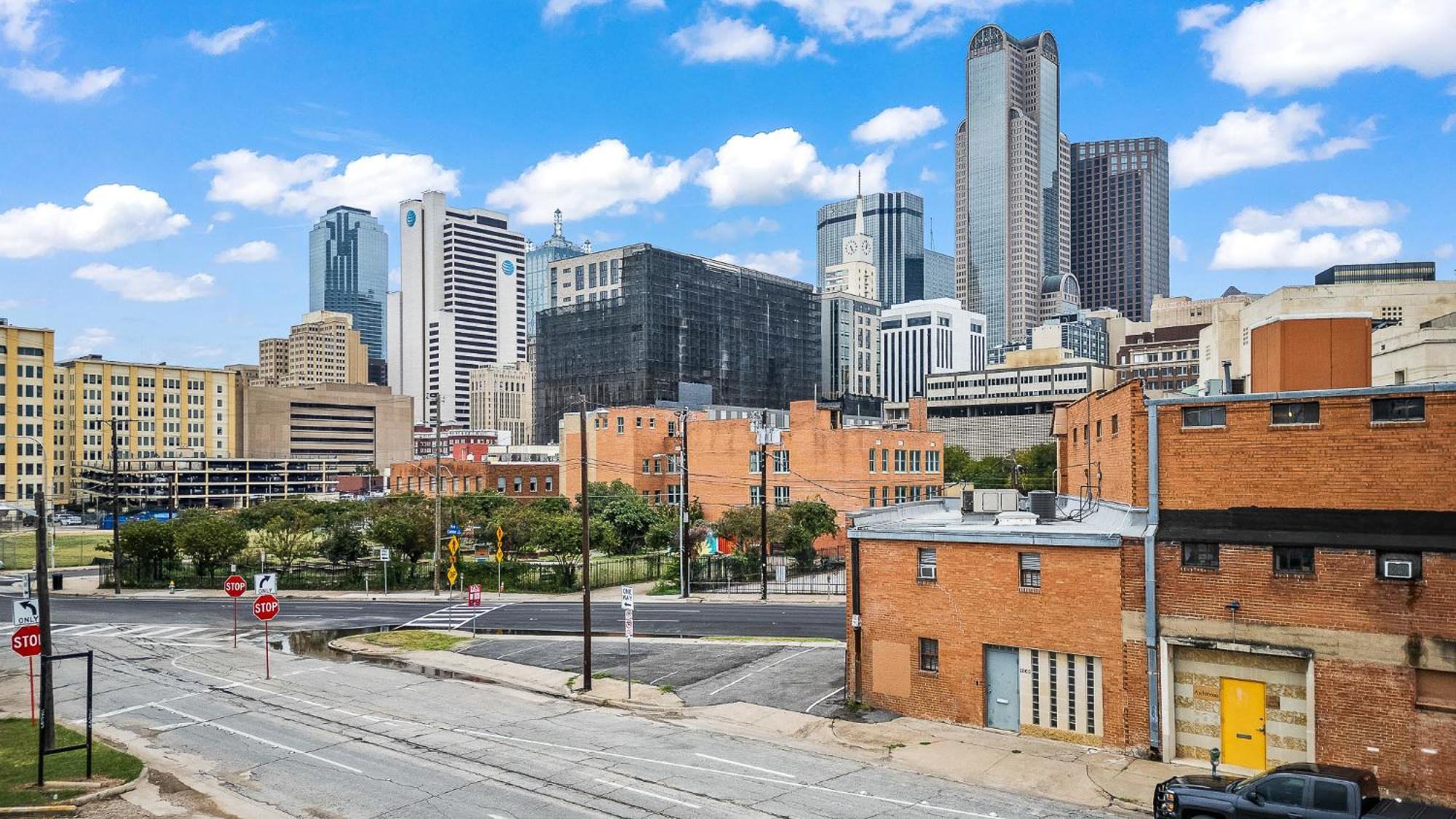 Farmers Market Apartment, Just Right In Downtown Tx Perfect Place